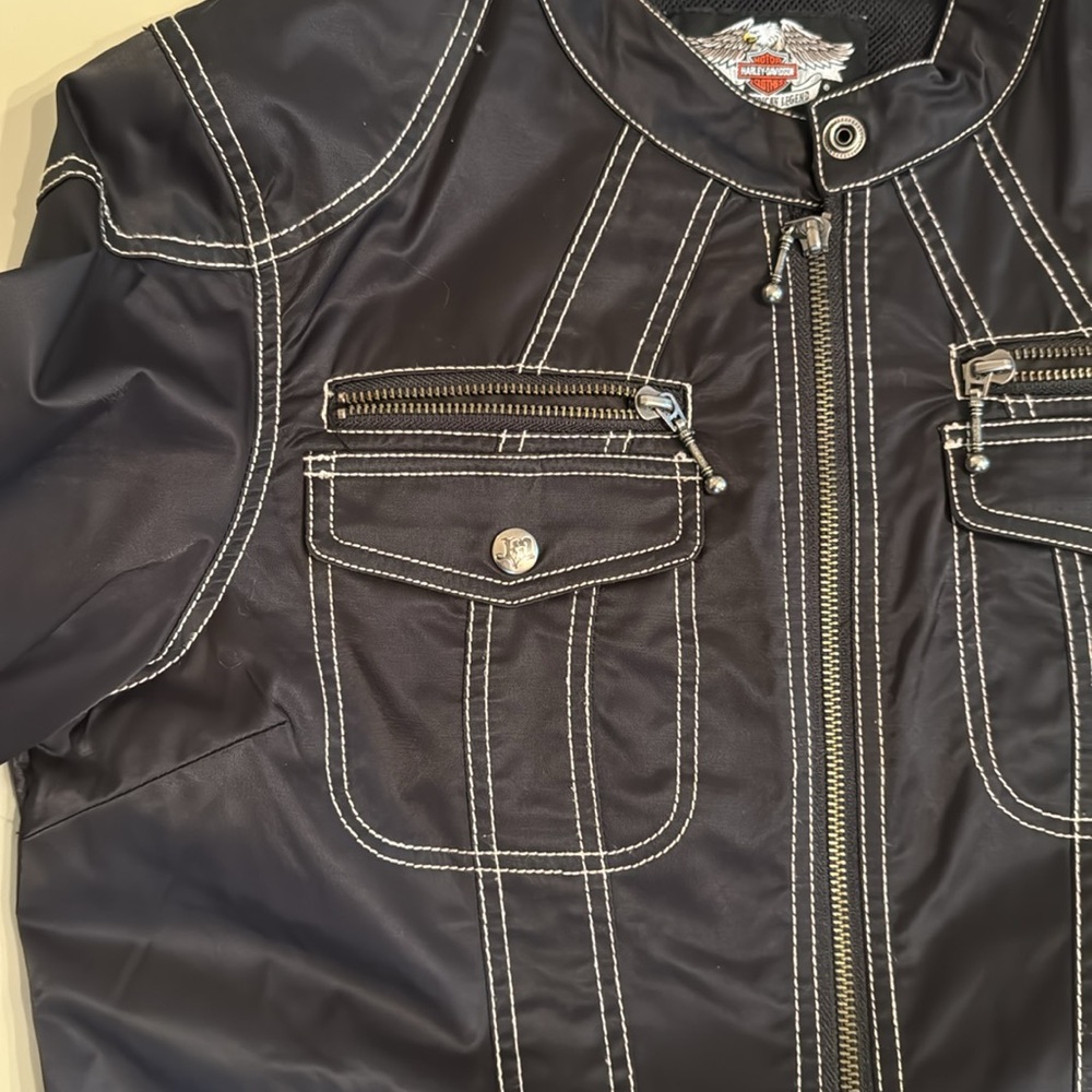Harley Davidson Zip Jacket Black bedazzled Blue
EMBROIDERED Women’s L Baddie - Picture 6 of 14